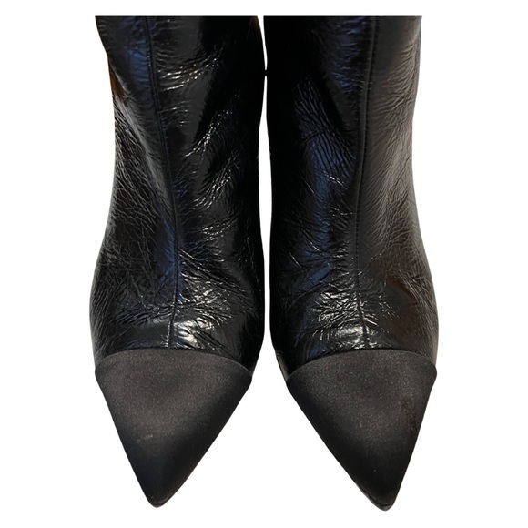 Chanel black leather Coco Chanel sign ankle boots - Picture 10 of 17